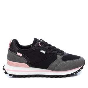 XTI Black Chunky Runner with Baby Pink Detail XW8