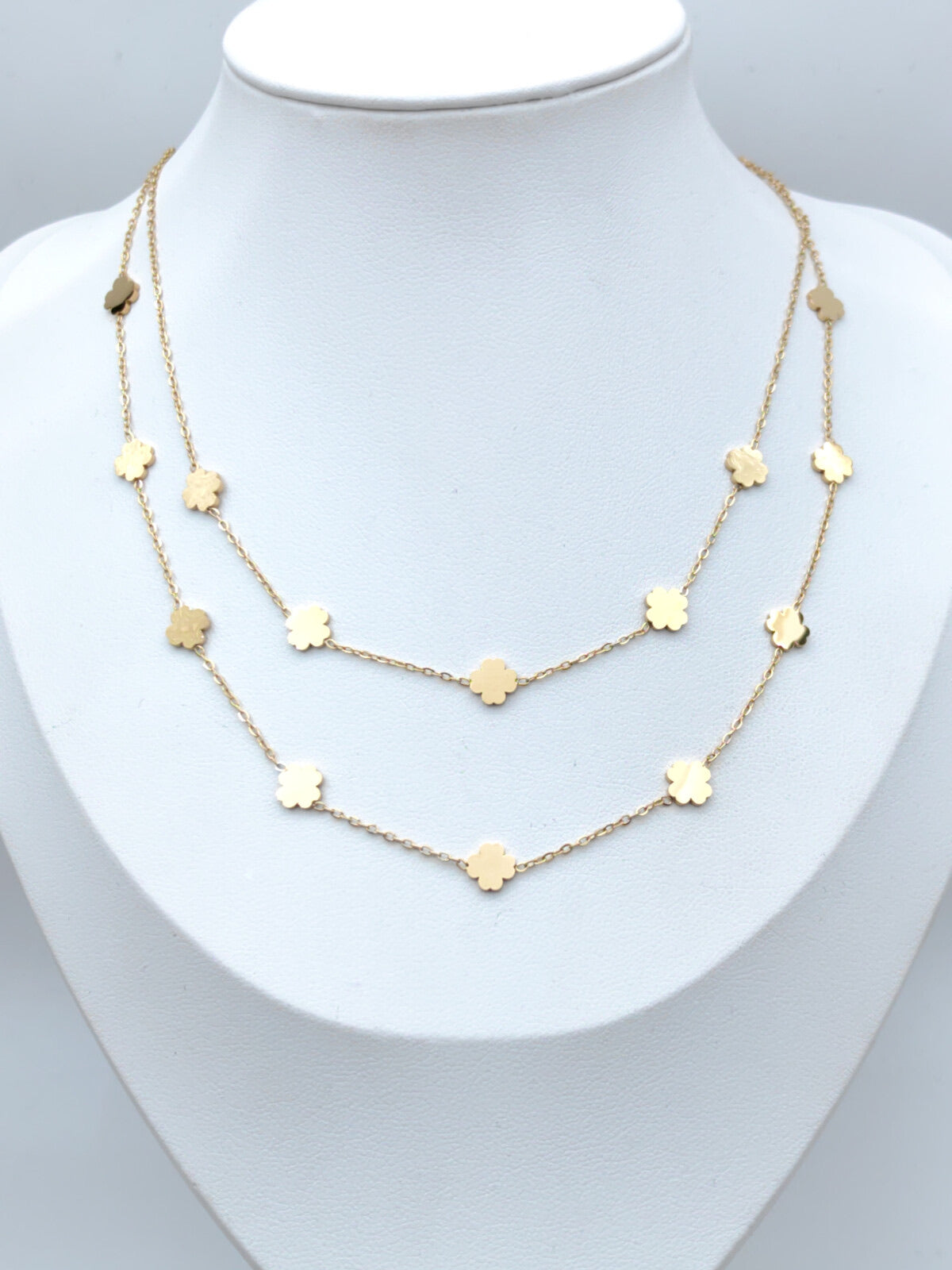 Layered Gold Closed Clover Necklace
