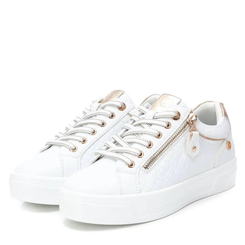 White Trainer from Xti 8