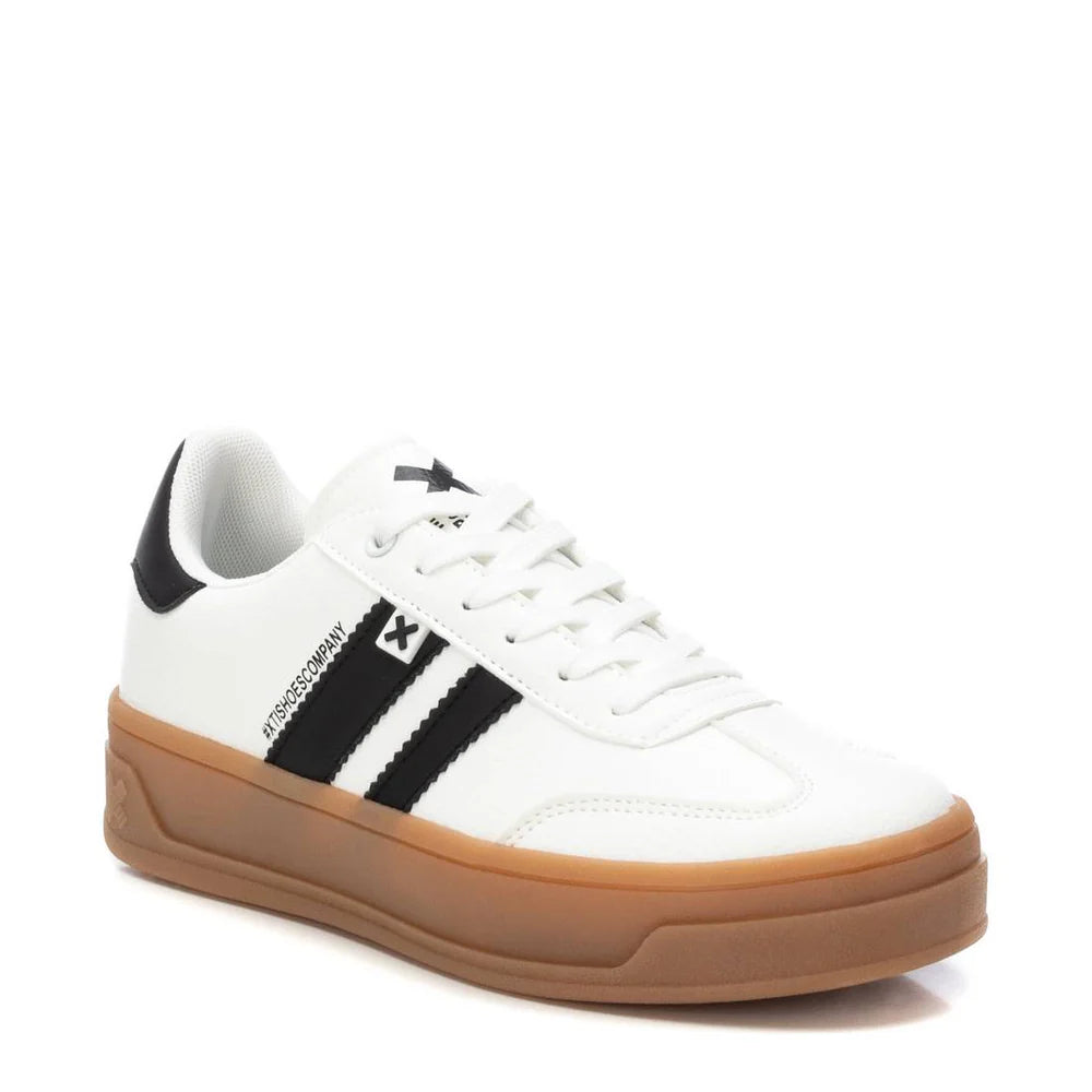 White Trainer from Xti 9