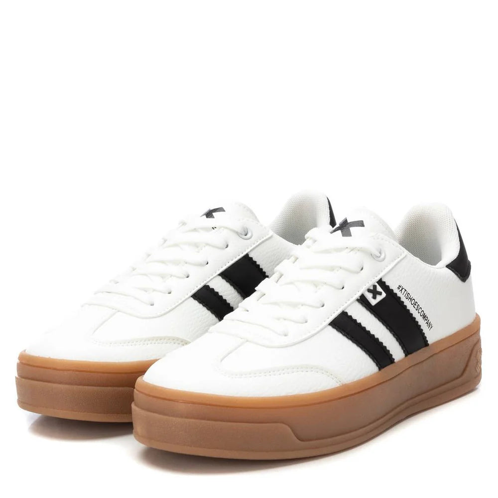 White Trainer from Xti 9