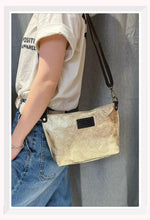 Load image into Gallery viewer, Leather shoulder bag
